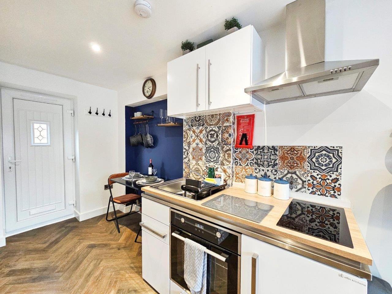 Cobblestone Studio By Fortuna Property Cheltenham Buitenkant foto