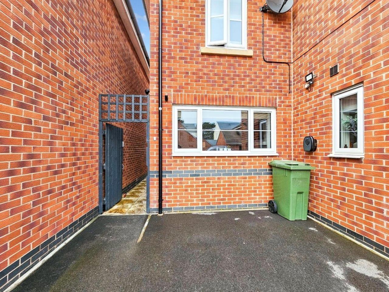Cobblestone Studio By Fortuna Property Cheltenham Buitenkant foto
